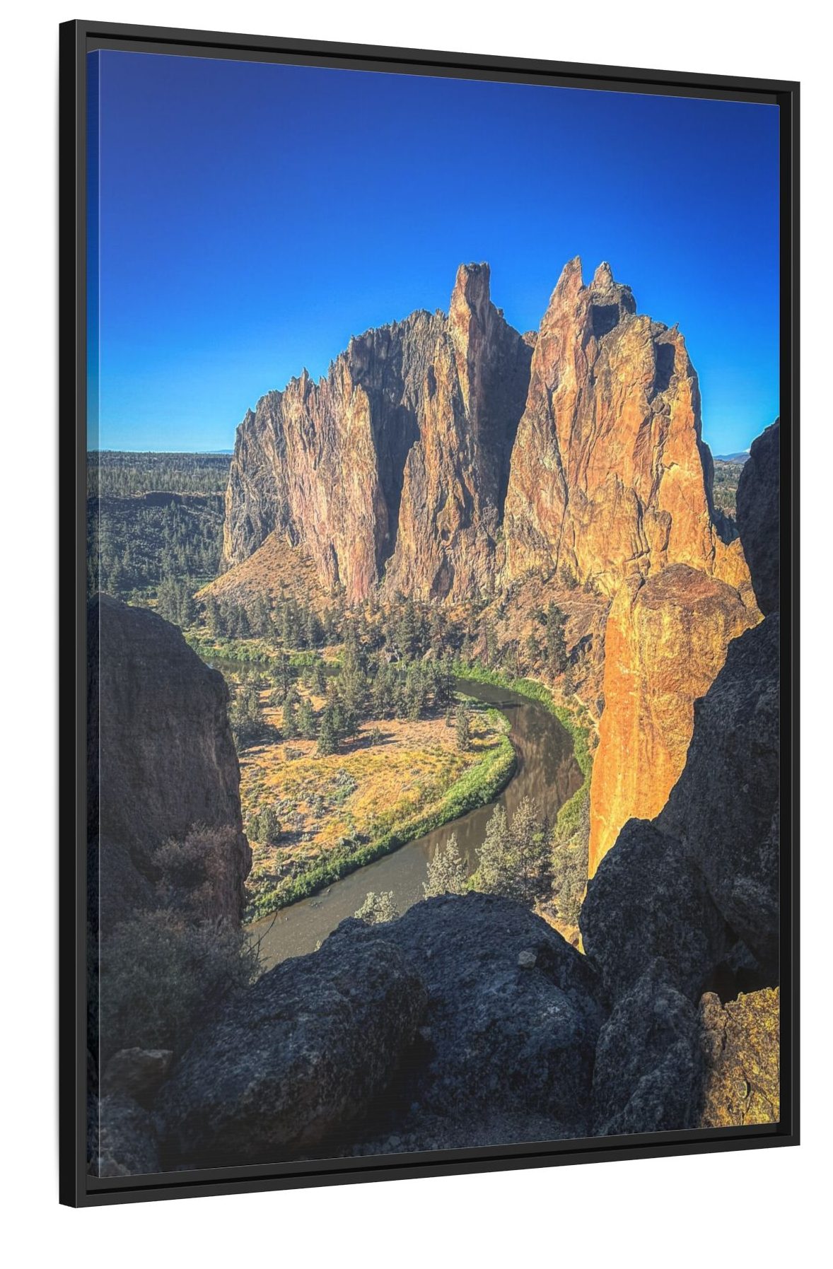 Smith Rock Basalt Towers – Sunlit Canyon River